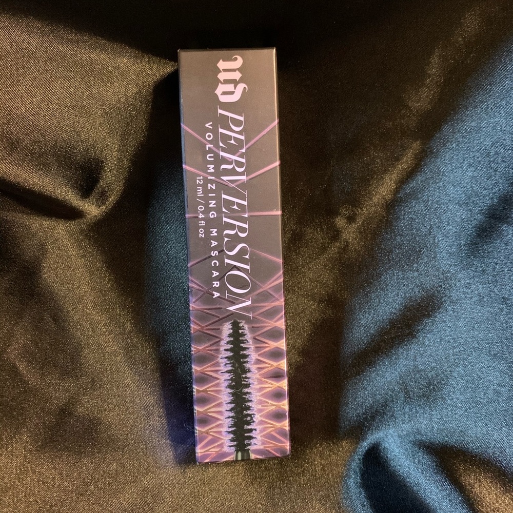 *BRAND NEW, IM BOX* Urban Decay PERVERSION Mascara